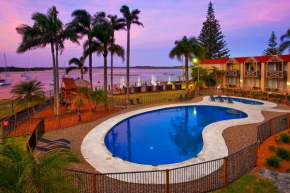 Waters Edge Port Macquarie